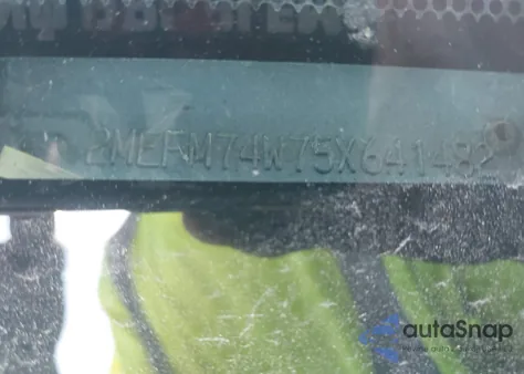 2005 Mercury Grand Marquis Gs from USA, damaged, VIN 2MEFM74W75X641482